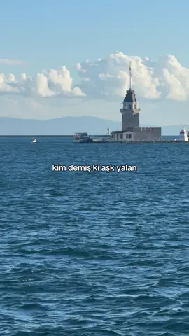 Kim demişki aşk yalan… #müslümgürses #istanbul  #kızkulesi #aşksözleri 