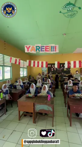 Yaeorobun !!!  SMP 4 siap santap MBG hari ke 5 🇮🇩. YAREEE!!!! 🫶🏻#mbg #mbglovers❤️ #sppg #makanbergizigratis  #programmakansianggratis 