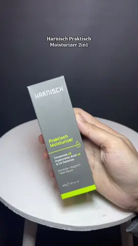 Kalau kamu tipe orang yang nggak suka ribet skincare step banyak, ini bener-bener solusi sih. Moisturizer + sunscreen dalam satu produk, simpel tapi efektif! #moisturizer #skincarecowo 