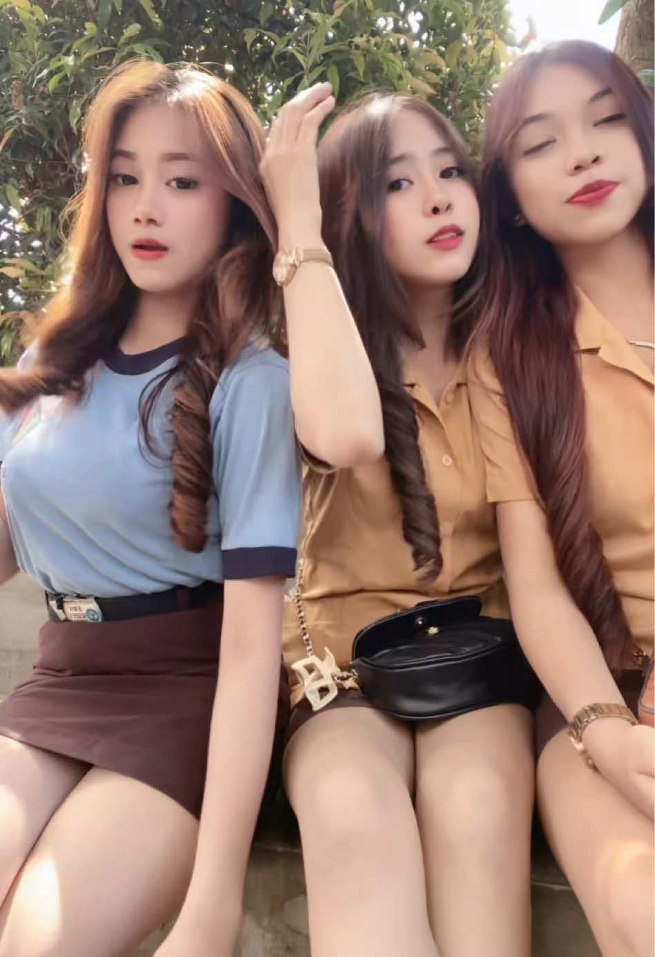 takut di bilang pake cat tembok 🙊