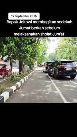 Hari Jumat penghulu segala hari, perbanyaklah amalan baik di antaranya adalah bersedekah. #jokowi #jokowidodo #jumatberkah #berbagi #sedekahjumat 