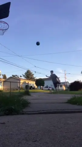 Basketball failure 🏀 😂#funny #foryou #funnyvideos #fyp #fail #funnymoments #basketball #lol #omg #🤣🤣🤣 #fails #usa🇺🇸 