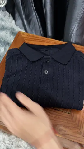 Áo polo dệt kim thoáng mát, trẻ trung nam tính cuốn hút #aopolo #aonamdep #quanaohottrend #xuhuong #reviewthoitrang 