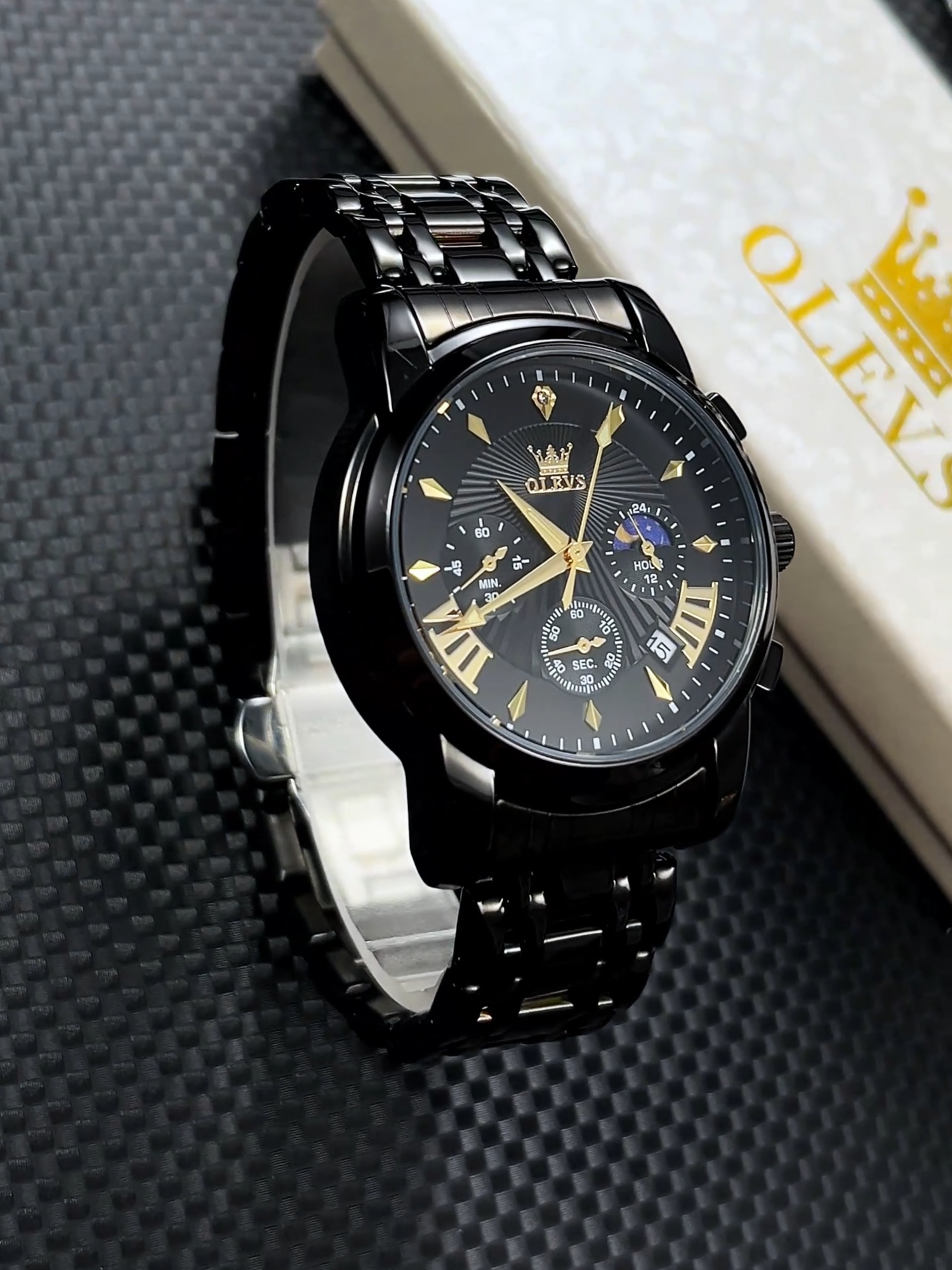 This Watch Isn't Just a Timepiece, It's a Statement of Luxury! 🌟 #LuxuryWatch #TikTokStyle#ads #adsthatdontsuck #adsteam #foryourpagetiktok #tiktokshop #watches #springto #watch #foryourpage #tiktok #styleup
