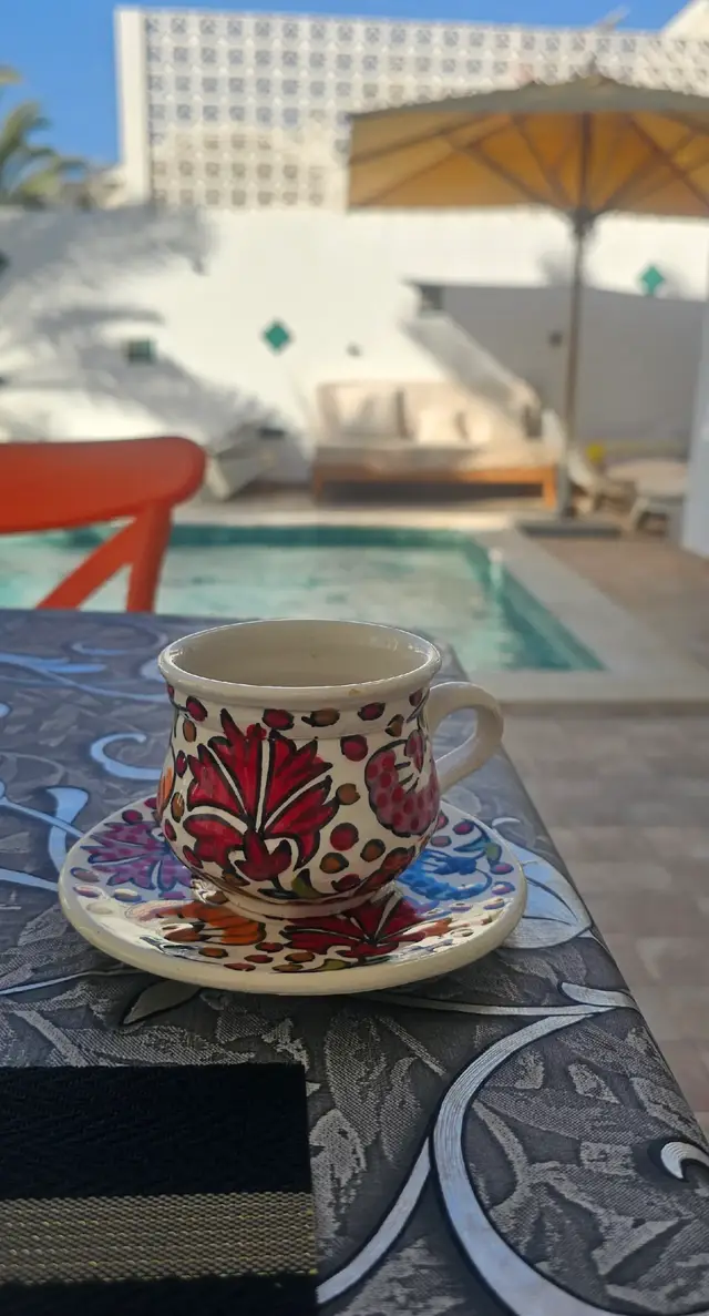 Un sejour repos et détente à Djerba , car c'est important de prendre du temps pour SOI  In ne faut pas avoir peur de s'évader seule ❤️❤️❤️@DarElKahina #traveltiktok #detente #djerba #paris #algerie 
