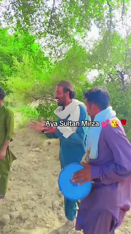mashaALLAH Aya g sultan Mirza Ibadit Khan ALLAH pak mamo ko Janat ul ferdos ma Allah mokam de Ameen 😭🤲