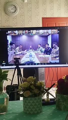 Menpan RB pernah mikirin ga perjuangan yang kami kerjakan selama ini ? saya pribadi sudah bekerja 4 tahun di MA, kerja dengan berbagai SOP kami kerjakan, dituntut kerja ini itu dan jam kerja melewati jam kerja normal, tapi untuk menjadi P3K paruh waktu saja tidak bisa ?? Tolong kami honorer non data base BKN,pak presiden 🙏🙏🙏 #prabowosubianto  #gibranrakabuming  #savehonorernondatabasebkngagalcpns  #mahkamahagung 