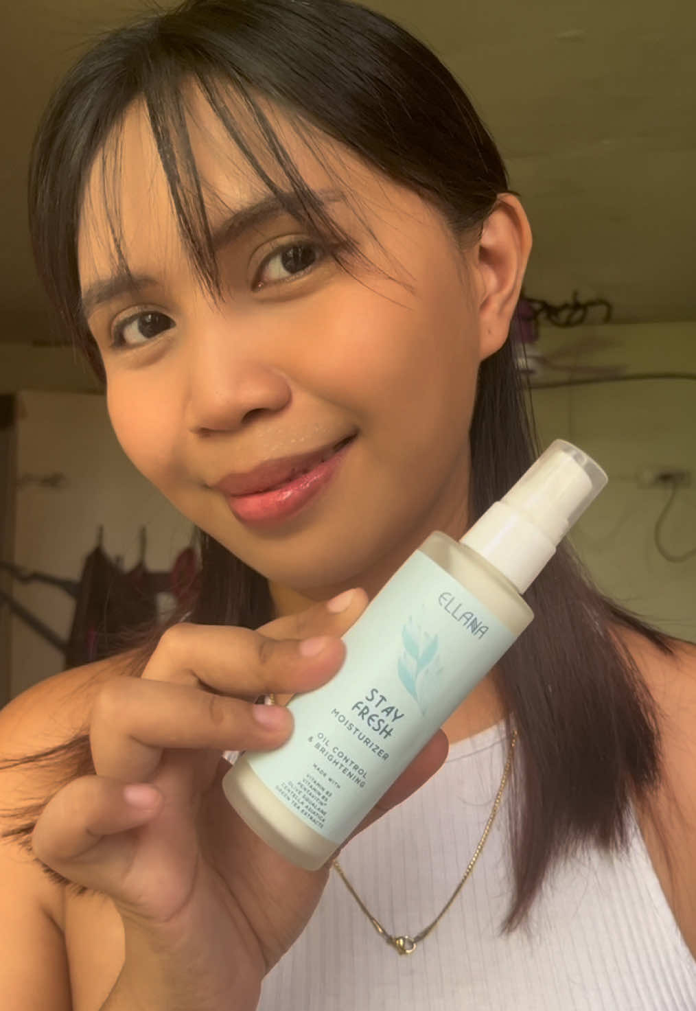 skin prep with me using the ellana’s stay fresh moisturizer! 💧 #ellanaminerals #stayfreshmoisturizer #ellanastayfreshmoisturizer #skinprep #moisturizer 