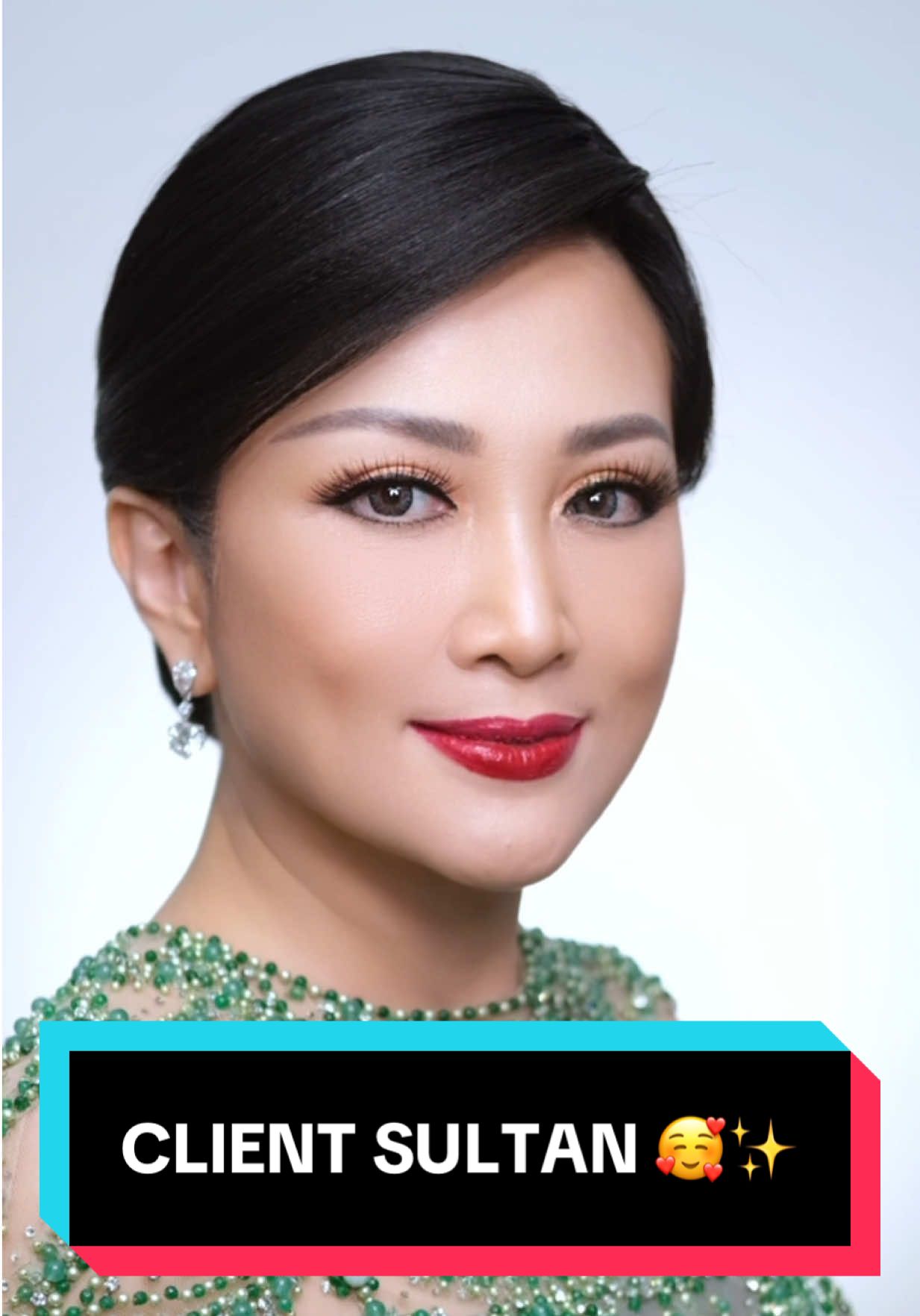 Kalau ini sih bikinnya gampang dan hasilnya bagus banget🥰 #KokoSanggul #BudiPutraHair #W2Salon #WillyWahyudi #AgelessMakeUp @Willy Wahyudi W2 Salon @W2 Salon 