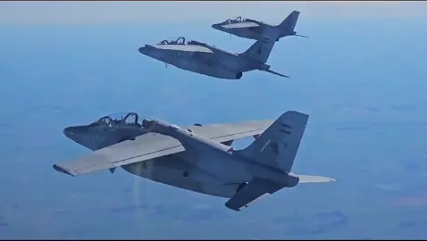 🇦🇷🇦🇷🇦🇷 ¿Qué es el IA-63 Pampa para la Fuerza Aérea Argentina?🇦🇷🇦🇷🇦🇷 🇦🇷Más que un avión, es un puente entre el sueño de volar y la realidad del combate aéreo. 	•	Diseñado y fabricado en Córdoba, con un ADN bien argentino. 	•	Forma a los futuros pilotos de caza antes de pasar a los F-16. 	•	Puede entrenar tácticas de combate y también cumplir misiones de apoyo ligero. 	•	Es símbolo de industria nacional y soberanía tecnológica. 🇦🇷Hoy, el Pampa III mantiene viva la línea de vuelo, asegurando que cada piloto argentino dé el salto al combate moderno con la mejor preparación. 🇦🇷El Pampa no es solo un entrenador: es el guardián de la continuidad de nuestra aviación de caza. 🇦🇷🇦🇷🇦🇷NO HAY QUIEN PUEDA🇦🇷🇦🇷🇦🇷