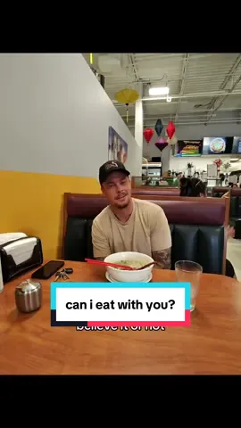 asking strangers if i can sit and eat with them #rejectiontherapy #fyp #kiramilan #rejection 