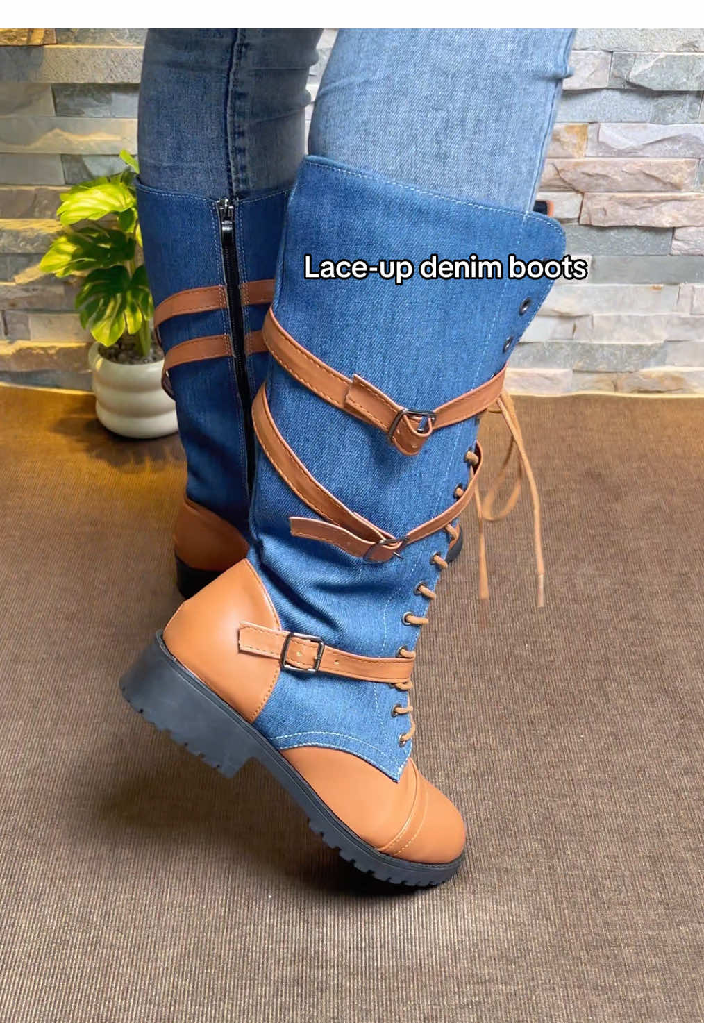 Non-slip and waterproof denim boots#womenshoes #trendyshoes #fashiontiktok #tiktokmademebuyit #spotlightfinds #comfyshoes #tiktokshopcreatorpicks #viralshoes #winterfashion #snowboots #boots #westernboots 