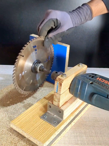 Drill to Pro Cutter: Next-Level Sliding Tool Trick  #woodworking #tipsandtricks #tooltips #DIY 