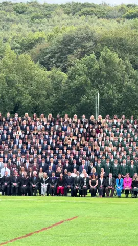 Woodhouse Grove full school photo 💚#woodhousegrove #boardingschool #fullschoolphoto #fyp #privateschool