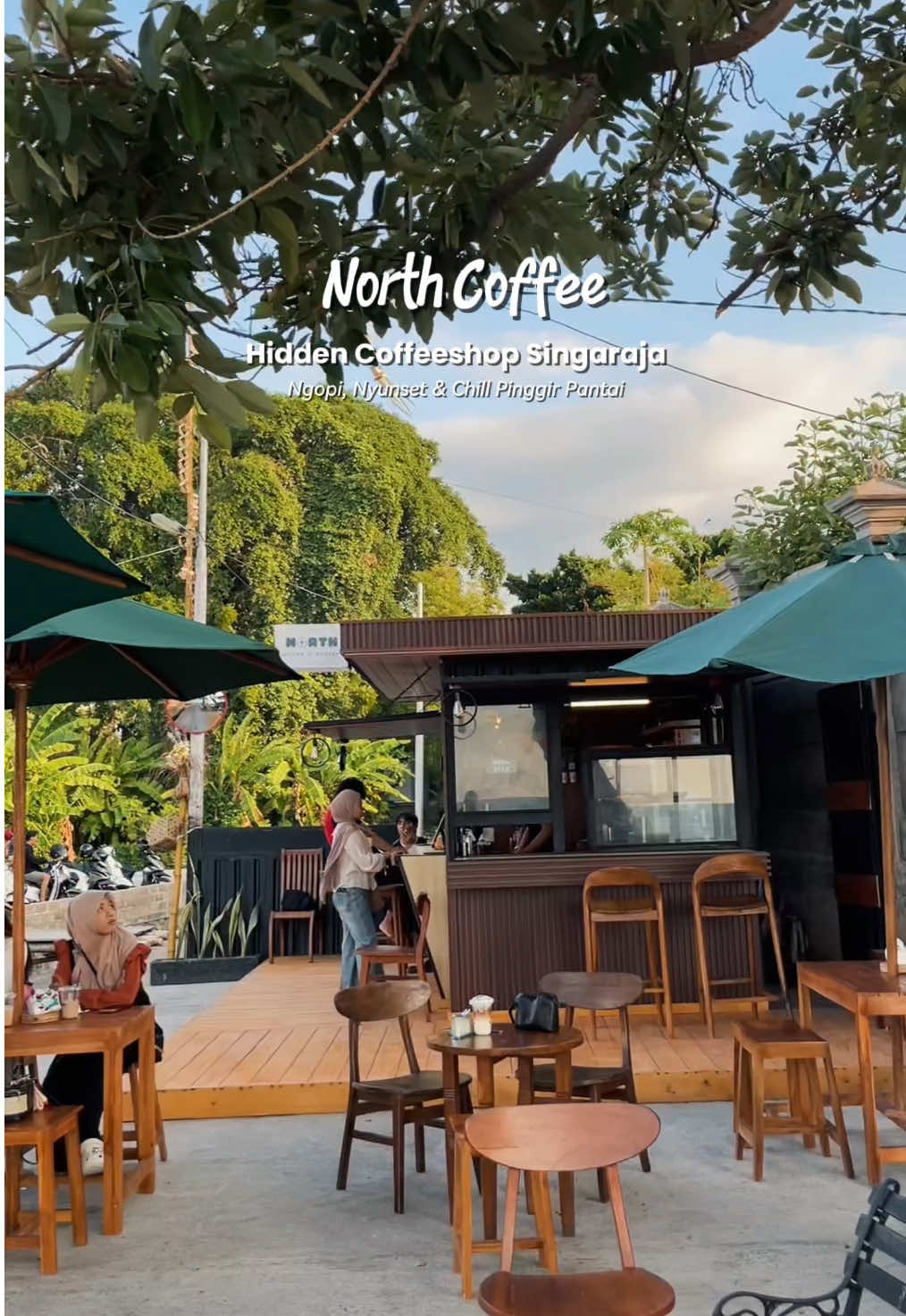 ✨ Hidden Coffeeshop di Singaraja! pas banget buat ngopi, nyunset, dan chill. Lokasinya bener-bener di pinggir Pantai Camplung 🌊☀️ Menu mulai dari 15K aja, jadi bisa nongkrong santai tanpa bikin kantong sakit. 📍North Coffee, Pantai Camplung, Singaraja, Bali  #NorthCoffee #hiddencoffeeshop #singarajavibes #PantaiCamplung #BaliExplore 