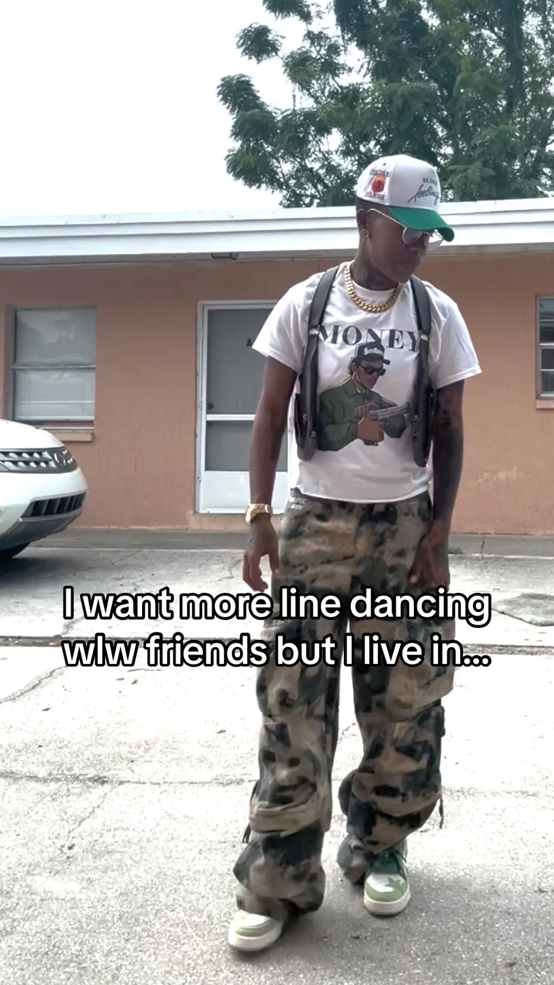 Yall don’t line dance in FL or something 😭 it’s getting cold and I’m trynna be outside where the honeys reside 🙂‍↕️ #wlw #fyp 