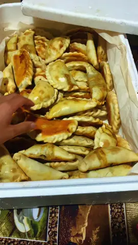 Algo piola #septiembre #18deseptiembre #chile #mcr064 #empanadas 