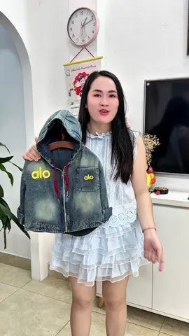 Áo khoác jean bò bé gái #tiktokshop #thoitrangtreem #aokhoacbe#aokhoacchobe #aokhoacbegai  
