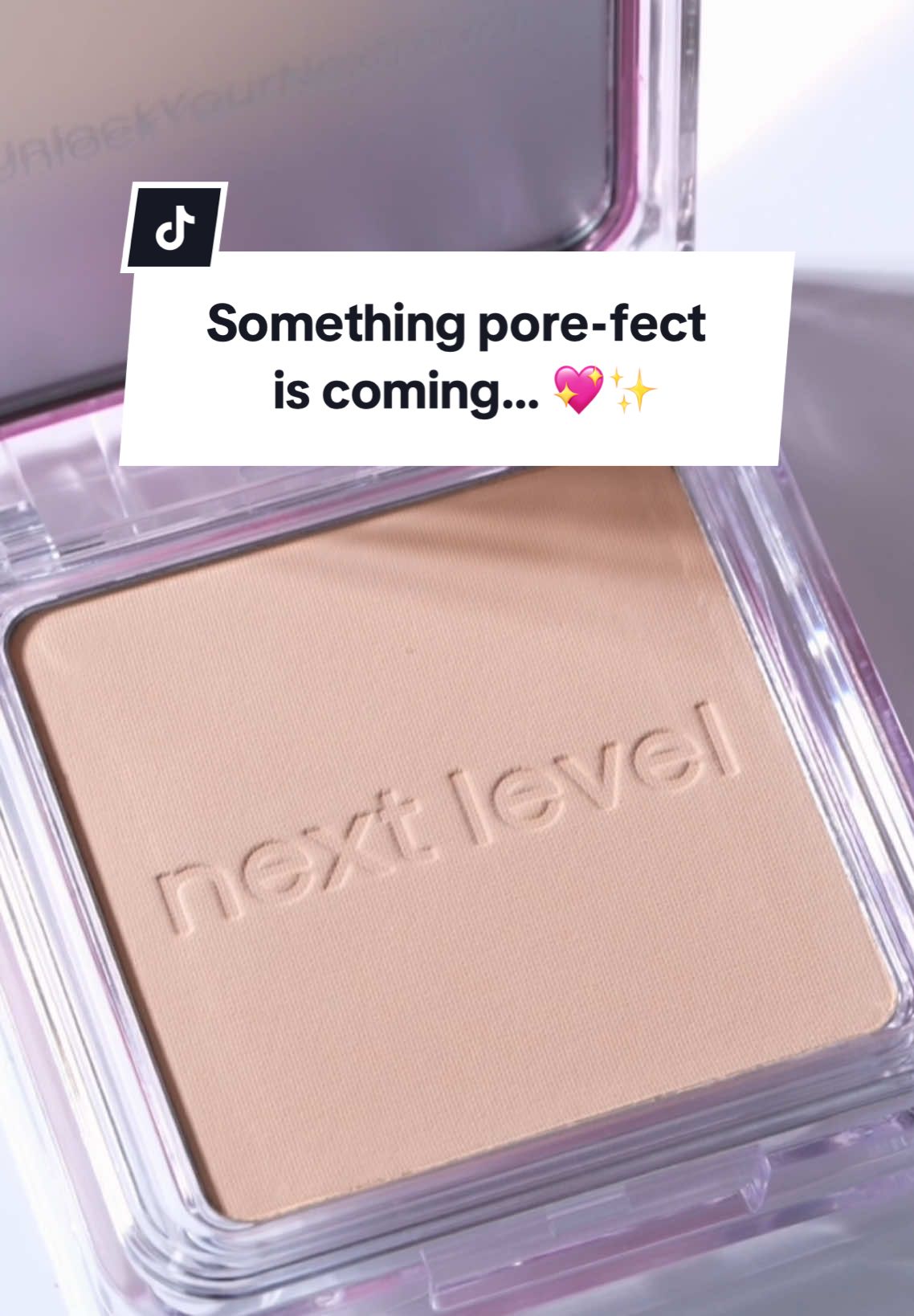 Kalau kamu udah cobain Coverlock Powder Foundation belum untuk daily makeup flawless kamu? 💖✨ #Hanasui #CoverlockPowderFoundation #FlawlessAllDay #DiskonAkhirBulan 