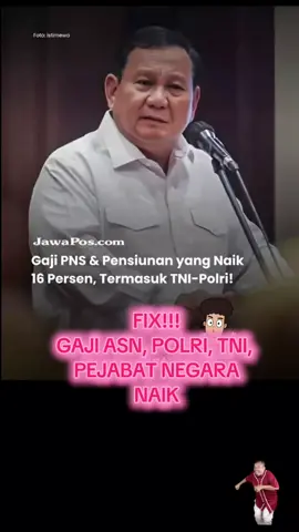 #gajinaik  #beritaterbaru  #gajiasn  #kenaikangajiasn  #gajipolrinaik  Prabowo Naikkan Gaji ASN hingga Pejabat Negara, Intip Besarannya Kabar gembira datang bagi para aparatur sipil negara (ASN) di Indonesia. Presiden Prabowo Subianto secara resmi berkomitmen untuk menaikkan gaji, sebuah kebijakan yang tidak hanya akan dinikmati oleh ASN, tetapi juga Tentara Nasional Indonesia (TNI), Kepolisian Negara Republik Indonesia (Polri), hingga pejabat negara. Komitmen ini tertuang dalam Peraturan Presiden (Perpres) Nomor 79 Tahun 2025 tentang Pemutakhiran Rencana Kerja Pemerintah (RKP) Tahun 2025, yang mulai berlaku pada tanggal diundangkan, yaitu 30 Juni 2025. Perubahan signifikan ini menandai pergeseran dari RKP sebelumnya, yakni Peraturan Presiden Nomor 109 Tahun 2024. Dalam beleid terbaru ini, Presiden Prabowo secara eksplisit menambahkan poin kenaikan gaji untuk pejabat negara, yang sebelumnya tidak tercatat. Hal ini menunjukkan perluasan cakupan penerima manfaat dari kebijakan kenaikan gaji yang diusung pemerintah. Perincian Kenaikan Gaji dalam Program Hasil Terbaik Cepat Dalam lampiran Perpres Nomor 79 Tahun 2025, khususnya pada poin keenam dari 