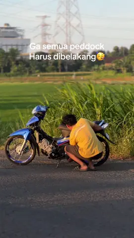 Solusi motor standar tengah dicopot buat nyuci atau bengkel lebih mudah🥳 Barang ready pemesan shope 🛒 ihmky #peddokroadrace #peddockmotor 