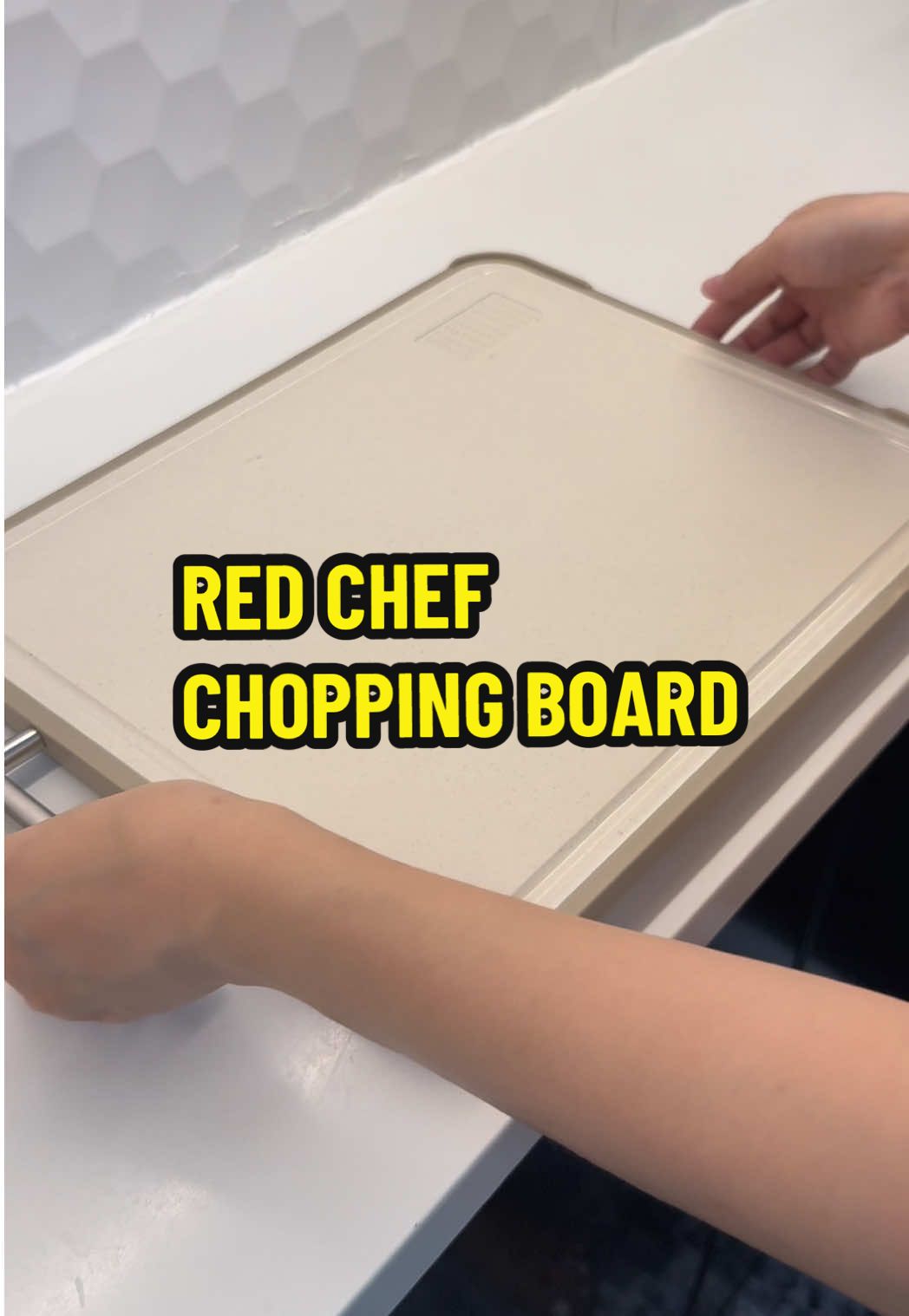 Goodbye kahoy na chopping board! Hello stainless steel 🔪 #stainlesssteelchoppingboard #redchedchoppingboard 
