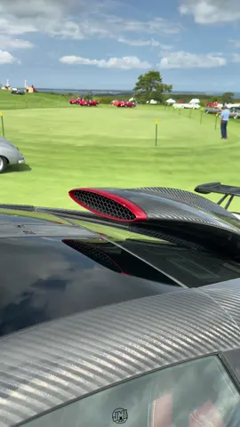 What mercedes is this? #pagani #fyp #trending #viral #cartok 