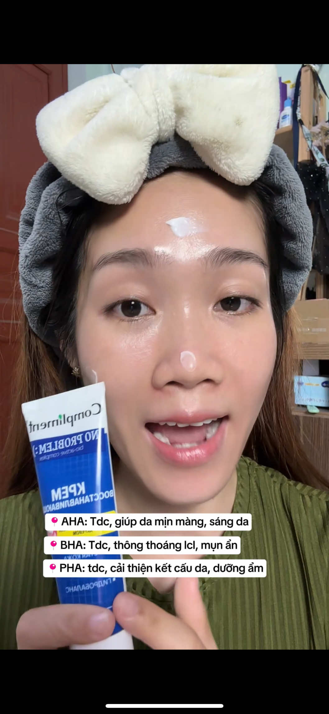 Kem dưỡng này da dầu thoa xong k có bị bóng nhờn hay đổ dầu nhiều đâu nha #reviewlamdep #kemduongam #AHABHA #compliment #meolamdep 