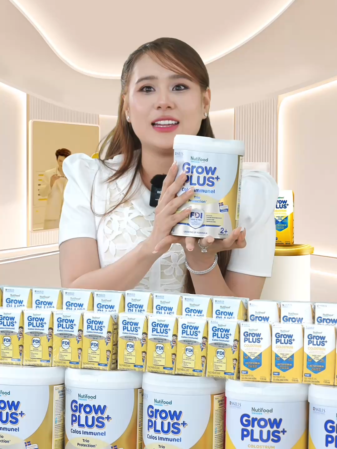 “Siêu năng lực” giúp con chơi khỏe, chẳng ngại nắng mưa chính là đề kháng vượt trội – nhờ mỗi ngày được bổ sung Nutifood Sweden GrowPLUS+ Sữa non Immunel. 🛡️ Chứa bộ 3 dưỡng chất: Sữa non Mỹ Immunel, IgG từ sữa non 24h & HMO – hỗ trợ tăng đề kháng, phát triển toàn diện. #NutifoodGrowPLUS #SữaNonImmunel