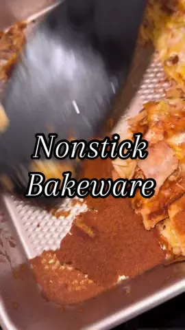 Nonstick bakeware for the win 👏 #bakeware #KitchenHacks #diamondtexture #christmasgiftideas 