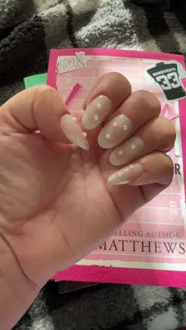 Nails inspired by Sweet Temptation 🩷 Sweet Temptation is a brothers best friend foot ball romance 🏈 #bookedinpvd #sweettemptation #bellamatthews #nailinspo #footballromance 