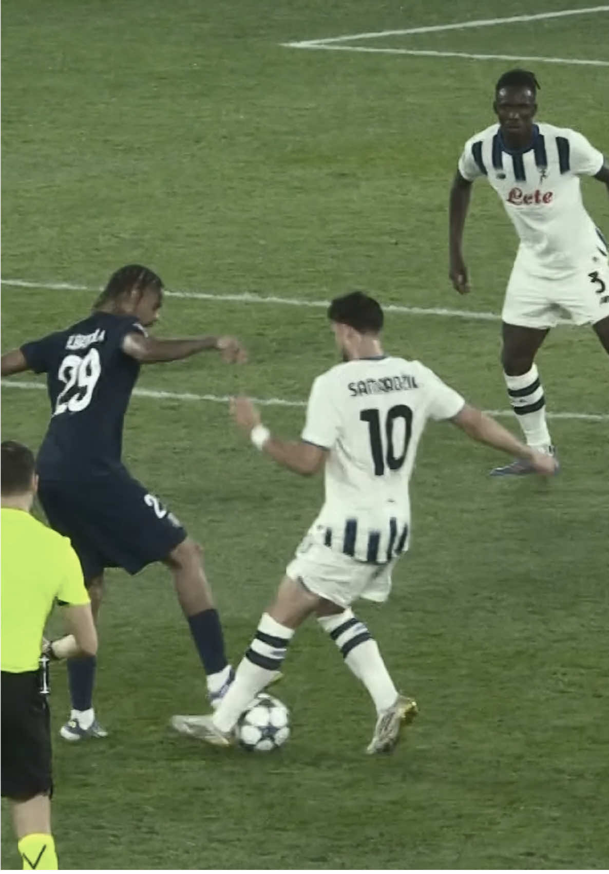 Barcola madness 🥶😳 #UCL #Paris 