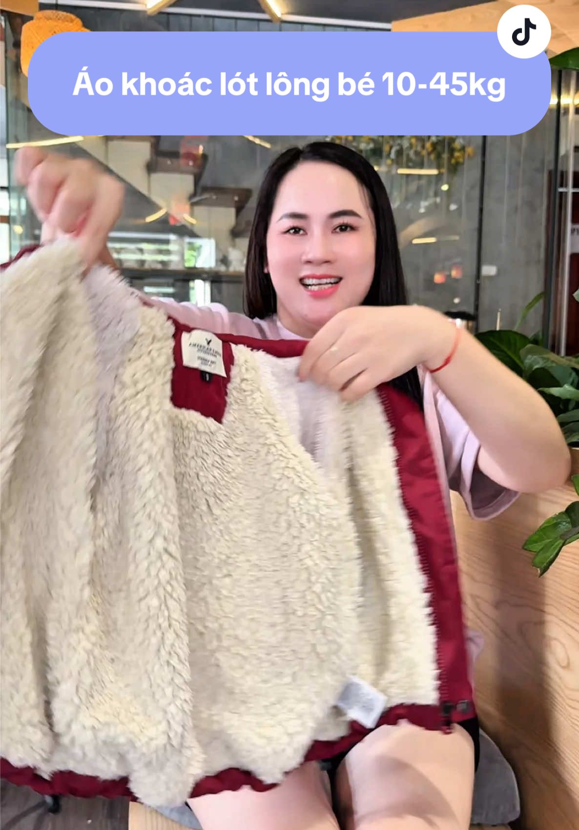 Áo khoác lót lông đẹp lắm mẹ ơi #tiktokshop #thoitrangtreem #aokhoacbe #aokhoacchobe #aokhoacbetrai 