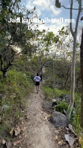Info in dong Biar pada semangat latihan nya #trailrun #run #trailruning #pendakifomo #bukitcumbri 