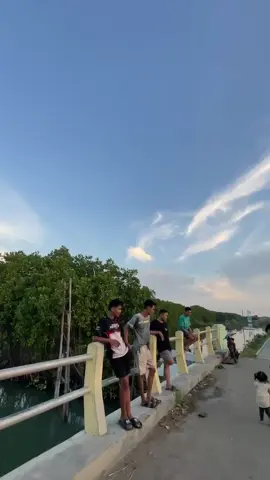 #bismillahirrahmanirrahim #GlowUp #4u #herexjatim #fypシ゚viral🖤tiktok 
