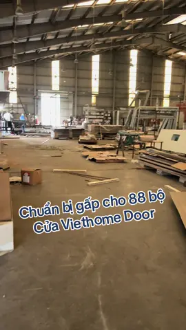 Chuẩn bị 88 bộ cửa nhựa composite lắp đặt hoàn thiện tại Vinh , Nghệ An #noithatviethome #cuaviethome #cuabietthu #cuanhuacomposite #tet2026 