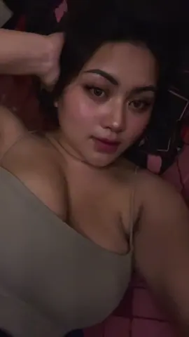 Yang terbuka belum tentu nakal dan yang suka goyang belum tentu murahan  Karna nakal itu buka dari penampilan,tapi dari sikap🙏☺️☺️🦋🦋