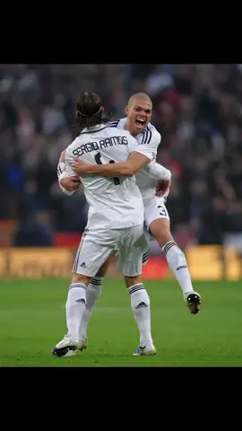 une des associations de défenseur centraux qui faisait peure dans le monde de football Ramos et Pepe