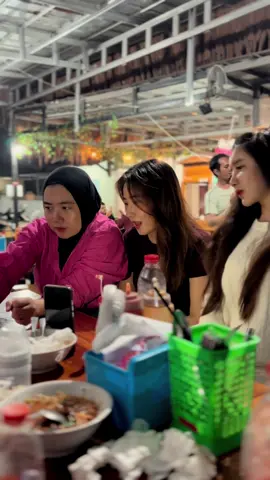 perkumpulan wanita hantu 🤣🤣🤣🤣