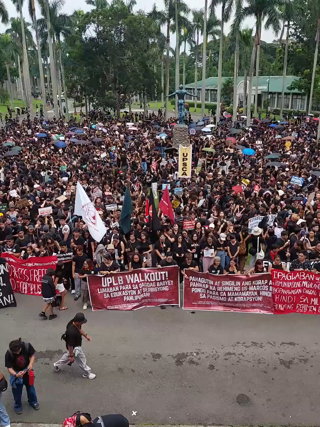 Over 7,000 gather for UPLB walkout protest WATCH: Thousands of students, faculty, and staff from the University of the Philippines Los Baños and residents from nearby communities protest on Friday, September 19, against education budget cuts and corruption in government projects. Organizers estimate that around 7,000 gathered on Friday, making it the community's largest protest in recent years. UPLB Vice Chancellor for Student Affairs Janette Malata-Silva says Filipinos must not allow the nation’s future to be stolen by those in power. | Video by Leah Sagaad/Rappler #uplb #newsph #fyp #rappler