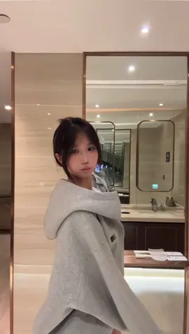 怎么又下雨了