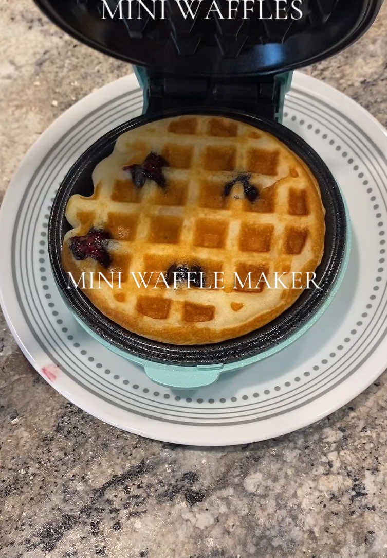 Mini waffles for breakfast! #waffles #miniwafflemaker #wafflemaker #kitchengadgets 