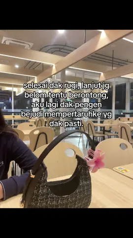 tapi ini bukan tentang judi🗿#fypシ゚ #xyzbca #foryourpage #tiktokpelitfyp 