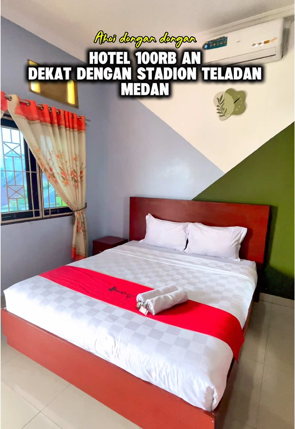 Hotel RedDoorz Syariah di kota Medan !  Dekat dekat stadion teladan Medan, hotel yang satu ini bener bener nyaman untuk di singgahi. Kamar mandi nya juga bersih serta fasilitasnya juga cukup oke.  Biar staycation bulan ini lebih terjangkau jangan lupa pakai kode promo “YUKNGINEP” dan pesan kamarnya melalui aplikasi @RedDoorz Indonesia ya dongan dongan ❤️ !!  📍RedDoorz Syariah Near Uisu Medan.  #sumut #medan #trendingreels #reddoorz #hotelmurah   