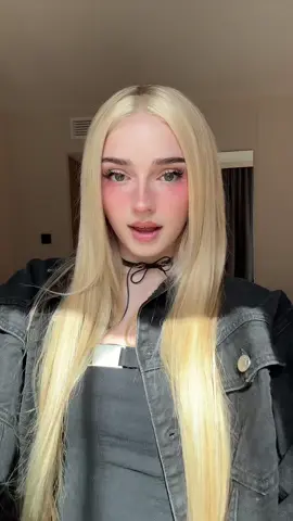 👸 