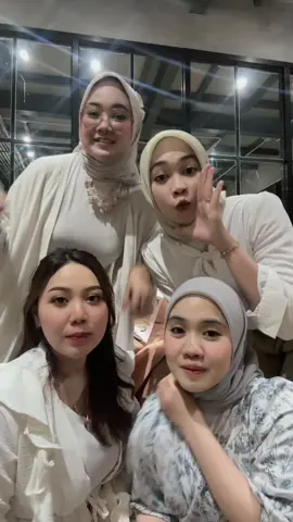 @el_Lisda93 𐙚₊˚⊹ @Sabrina @nis۫ ꣑ৎ @shellasaf 