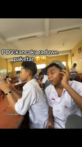 @kertaskosong @️ yo pora#fyp #masukberanda #promoseruweekend 