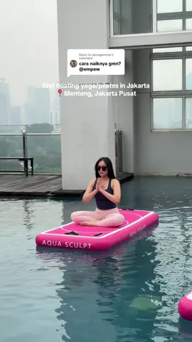 Replying to @spicygeminie Cara naik Aqua Sculptnya gini yaaa kak #floatingyoga #yogatok #yogajakarta #yogagirl #yogapose 