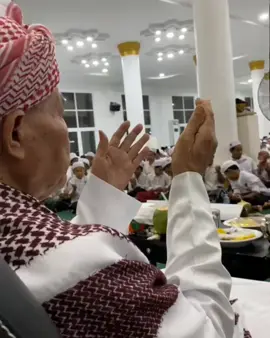 Dayah darul munawwara abu kuta krung kecamatan pidi jaya 