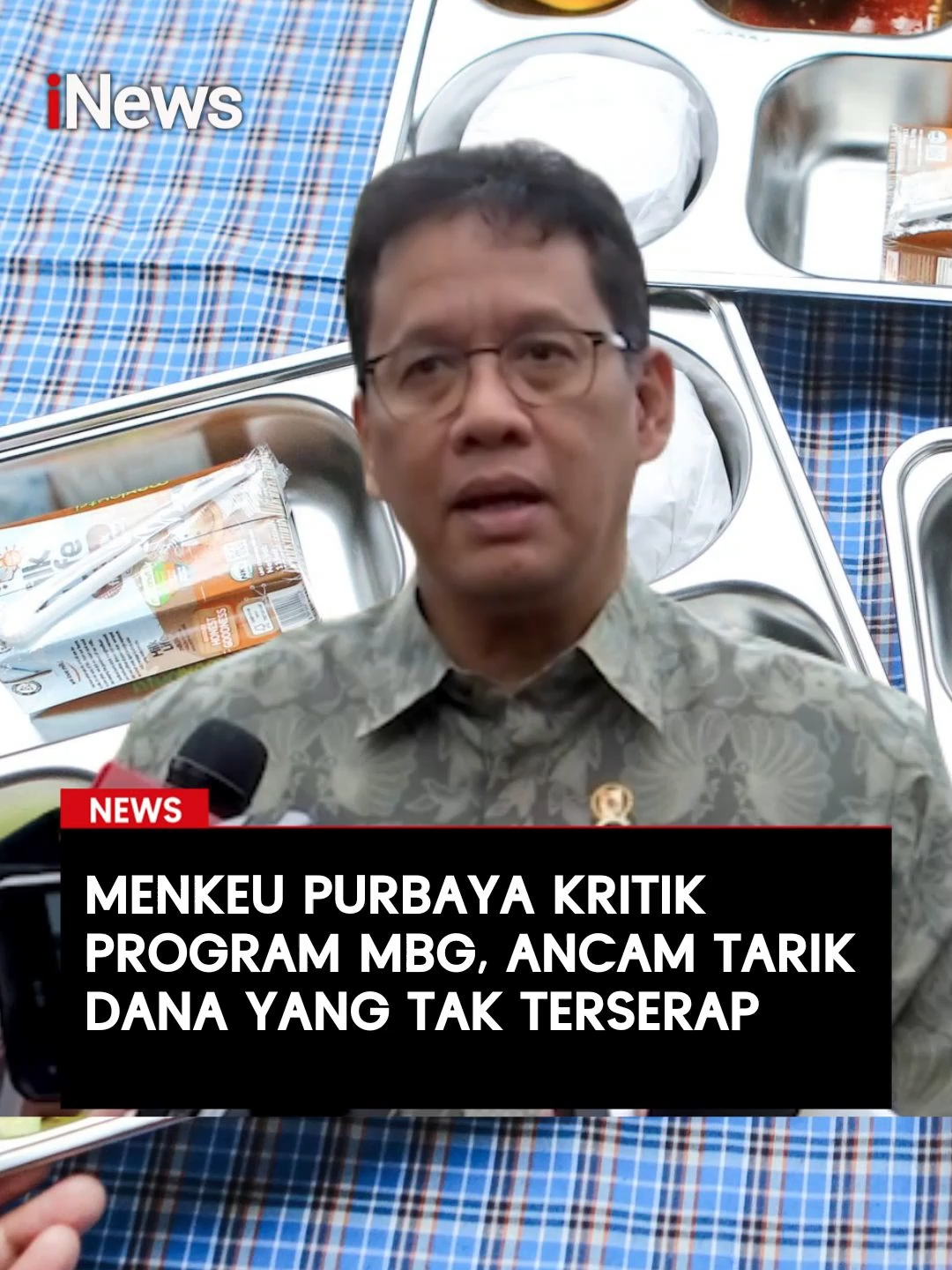 Menteri Keuangan Purbaya Yudhi Sadewa menegaskan anggaran untuk program Makan Bergizi Gratis (MBG) akan ditarik jika tidak terserap optimal hingga Oktober. Hal ini telah dibicarakan dengan Presiden Prabowo, mengingat lambatnya belanja pemerintah untuk program tersebut kerap menuai keluhan. Baca selengkapnya di sini:  https://www.inews.id/news/nasional/menkeu-purbaya-heran-cukai-rokok-capai-57-persen-tinggi-amat-firaun-lu #Purbaya #Menkeu #MenteriKeuangan #MenkeuPurbaya #MBG #PresidenPrabowo